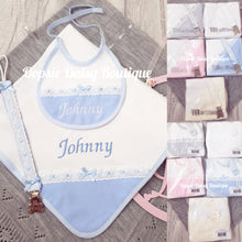 Load image into Gallery viewer, Personalised Spanish Baby Gift Set Dummy Clip, Bib &amp; Blanket/Sheet/Burp Cloth